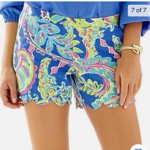 LILLY PULITZER Magnolia Shorts in color Toucan Play -Inseam 5.5". Size 2